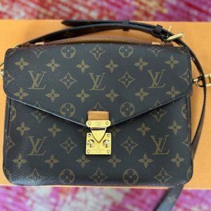 Louis Vuitton POCHETTE MÉTIS